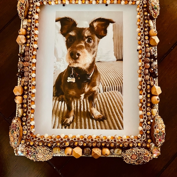 Beautiful Custom Beaded Picture Frame - Picture 4 of 5